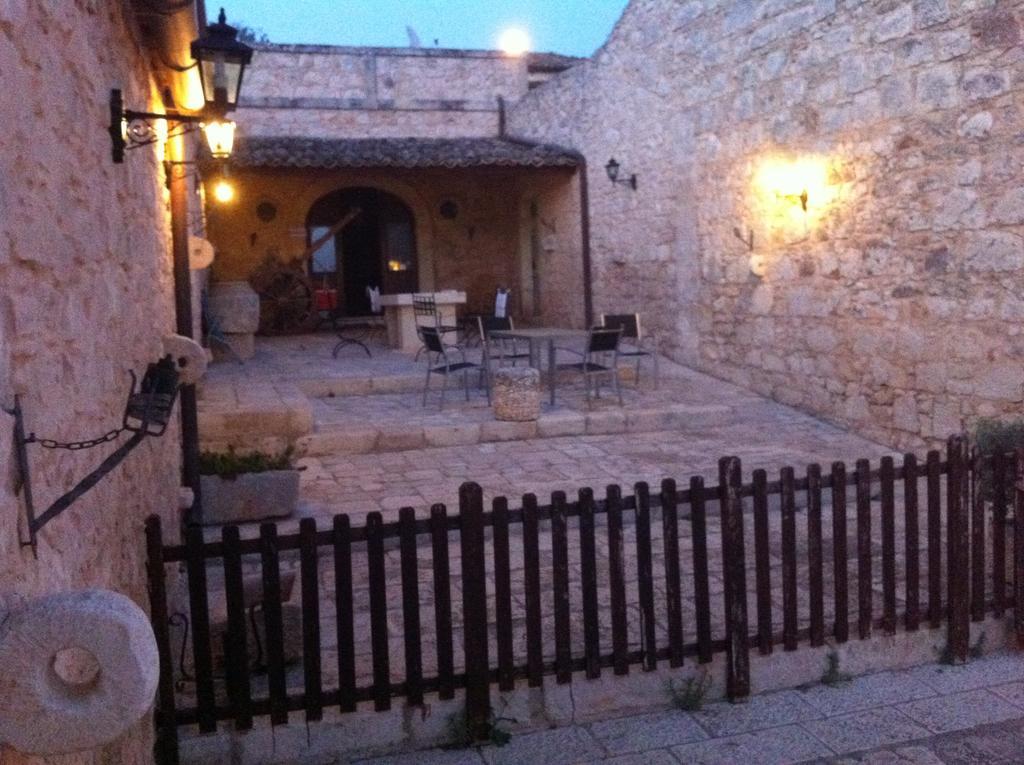 Agriturismo Al Casale Donnafugata Kültér fotó