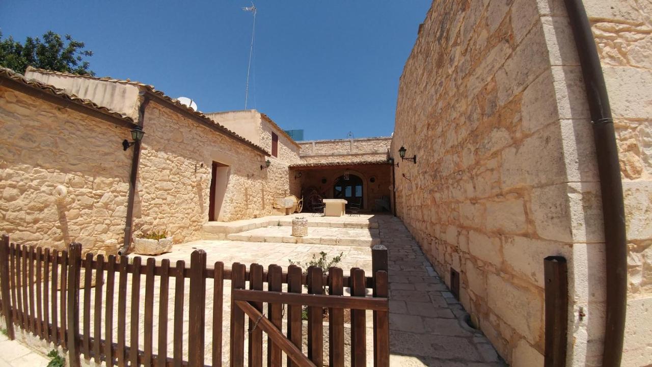 Agriturismo Al Casale Donnafugata Kültér fotó